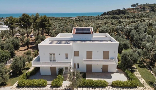 Pilone Del Monaco 5 Apartment with Pool, Sun Terrace and Outdoor Garden