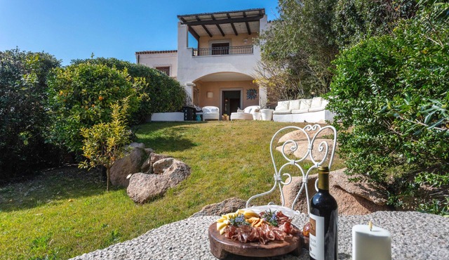 [PORTO CERVO 4 MINUTES]Elegant house with garden