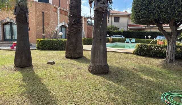 Romano House