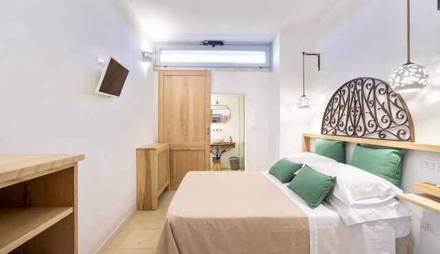 Room 'Casa Litarà, Purtale' with Shared Pool, Wi-Fi and Air Conditioning