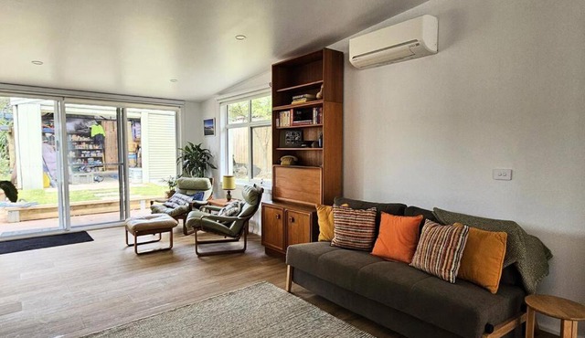 Saltbush - Ideally located and modernised MCM Beach House in Anglesea