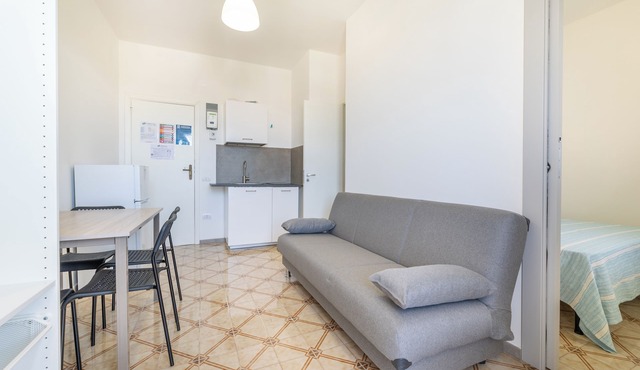Sea view studio in Baia Verde LT20