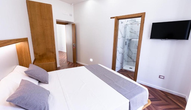 Silla rooms in Naples