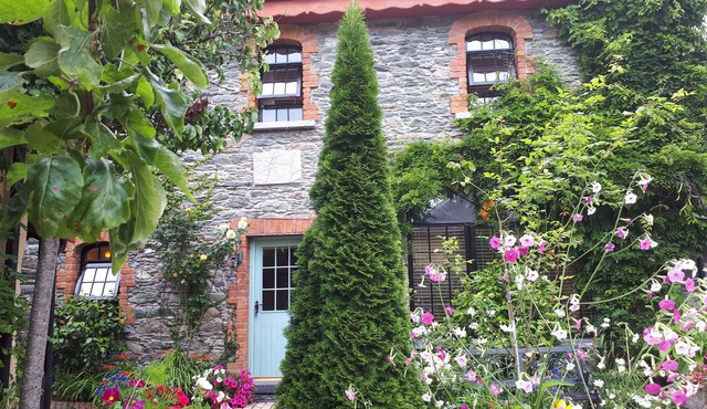 Spectacular Coach House on The Doorstep of Killarney National Park, The Priory in Killarney