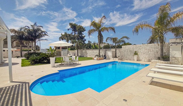 Stunning home in Leporano