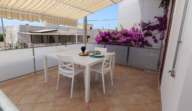 Stunning Sea View Apartment in Marina di Pescoluse