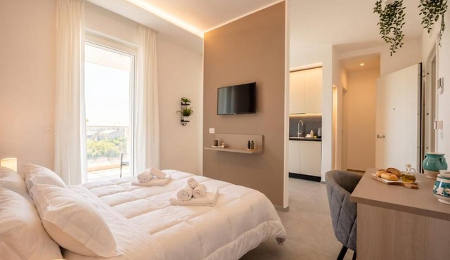 The Essential Suite VI - Private Parking