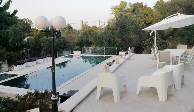 The residence of the olive trees - infinity pool, exclusive use