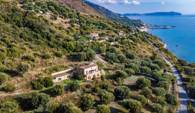 Vacation home for 9 guests with 95m² in Marina di Pisciotta (162586)