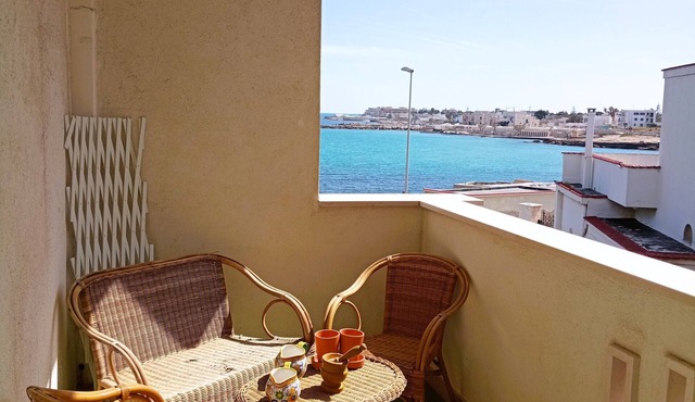 Vacation House facing the sea