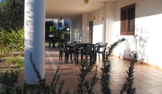 Villa elide