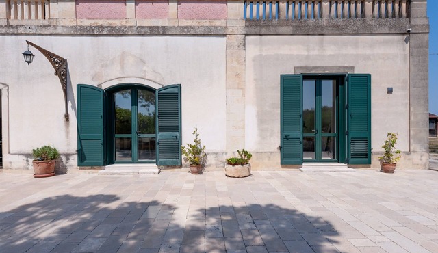 Villa 'Minioti Double Apartament' with Shared Terrace, Wi-Fi and Air Conditioning