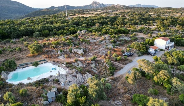 VILLA WITH A POOL IN SARDINIA, SURROUNDED BY NATURE—AN OASIS OF PEACE AND RELAXATION