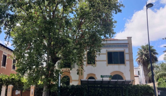Villino Tecla an elegant Art Nouveau vacation villa 5 minutes from the sea in Mondello