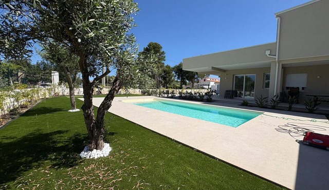 Wonderful private villa for 8 people with A/C, WIFI, private pool, TV and patio