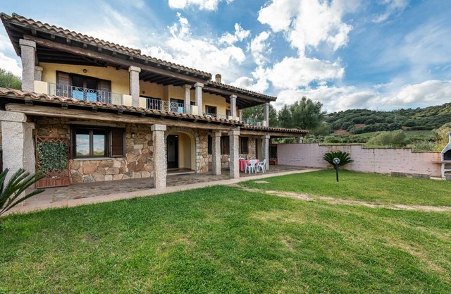 90 m² Accommodation ∙ 3 bedrooms ∙ 8 guests in Siniscola