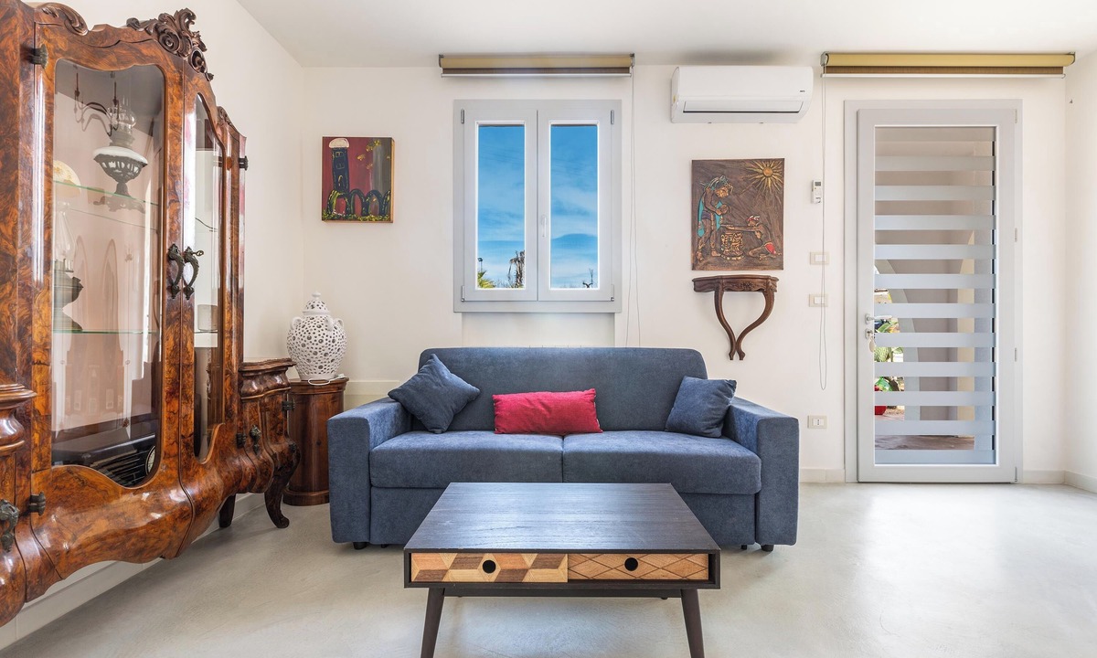 Taurisano Villa | 3034 Villetta La Cornola by Barbarhouse
