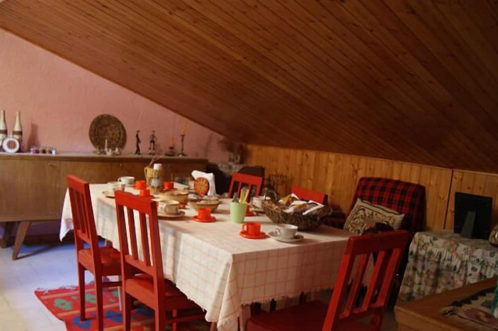Muro Lucano Bed & Breakfast | B&B Il Querceto