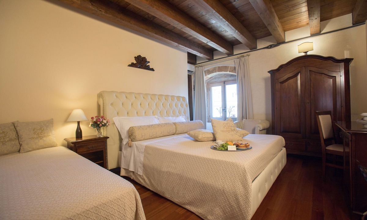 Galatina Historic Centre Bed & Breakfast | Castello Castriota Scanderbeg Suites De Charme