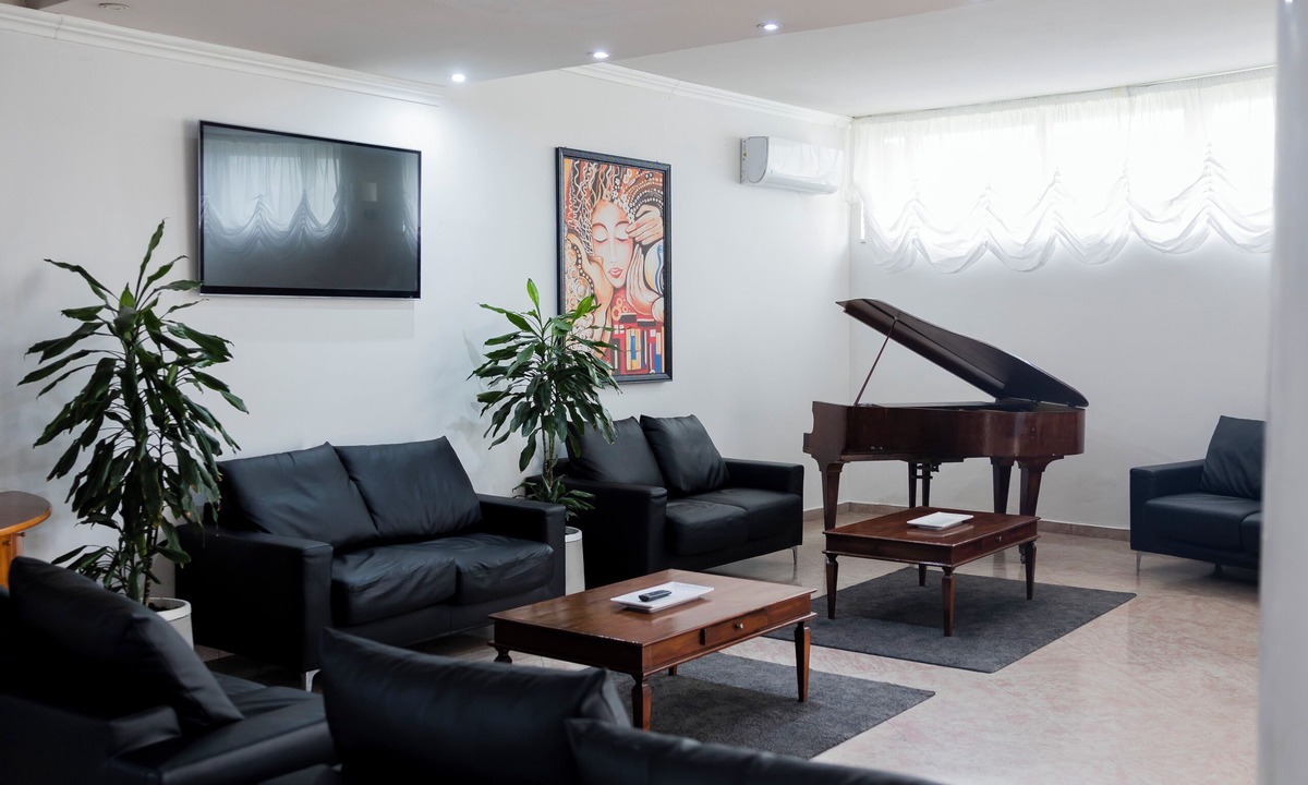 Montecorvino Rovella Hotel | Hotel Sica