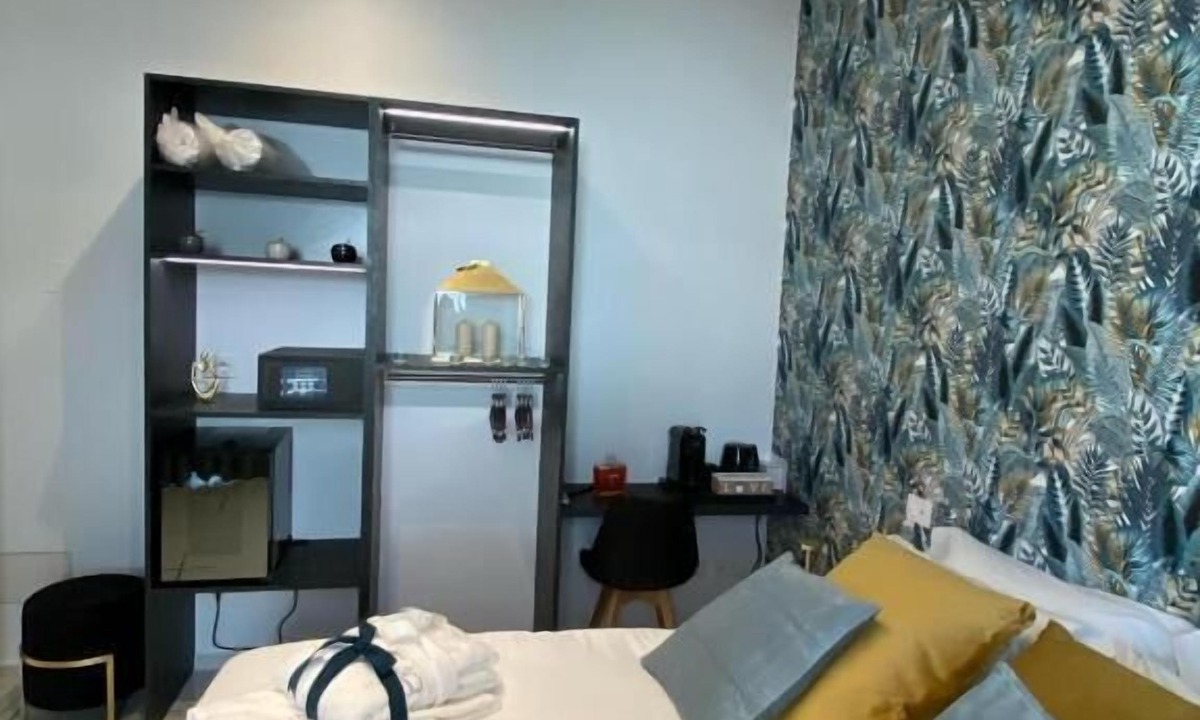 Barletta Bed & Breakfast | La Maison de Rosaline Rooms