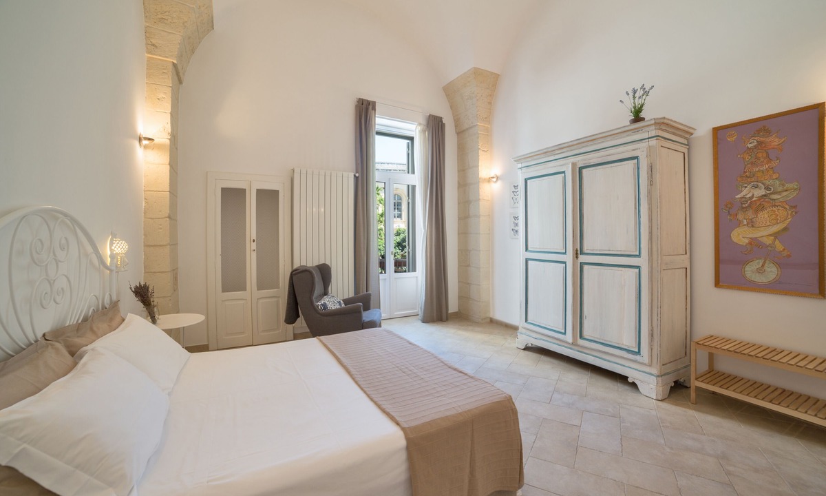 Lecce Historic Center Apartment | Nuvole Barocche – Charming, spacious apartment city center of Lecce with parking