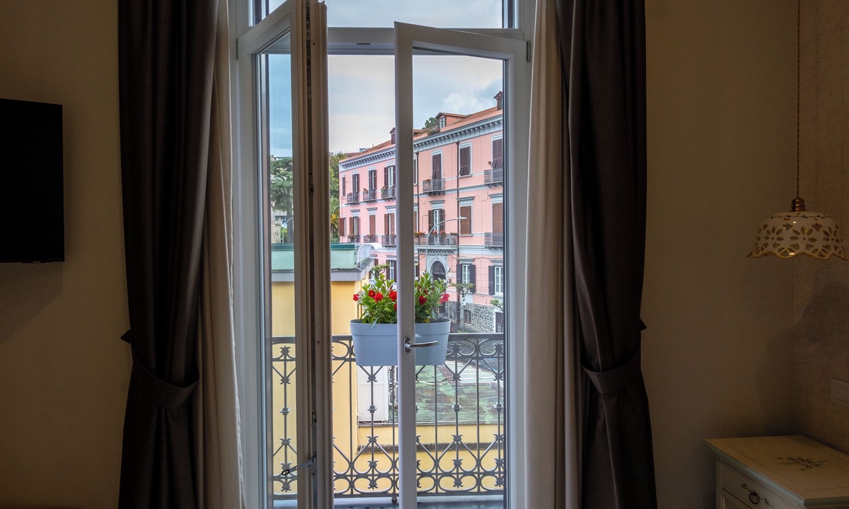 Ercolano Apartment | Palazzo Adele Rooms & Apartments