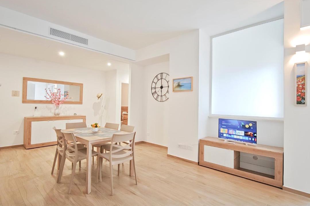 Municipio 2 Apartment | Casucci Home