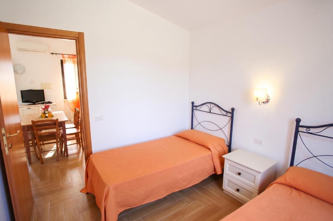 Chiesiola Apartment | Charming apartment in Vieste with shared pool - 35 m²