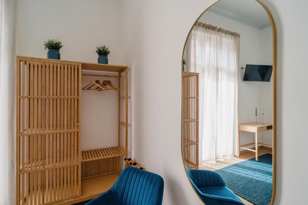 Municipio 1 Apartment | Suite Mazzini 7 - Stylish Suite in Bari City Center