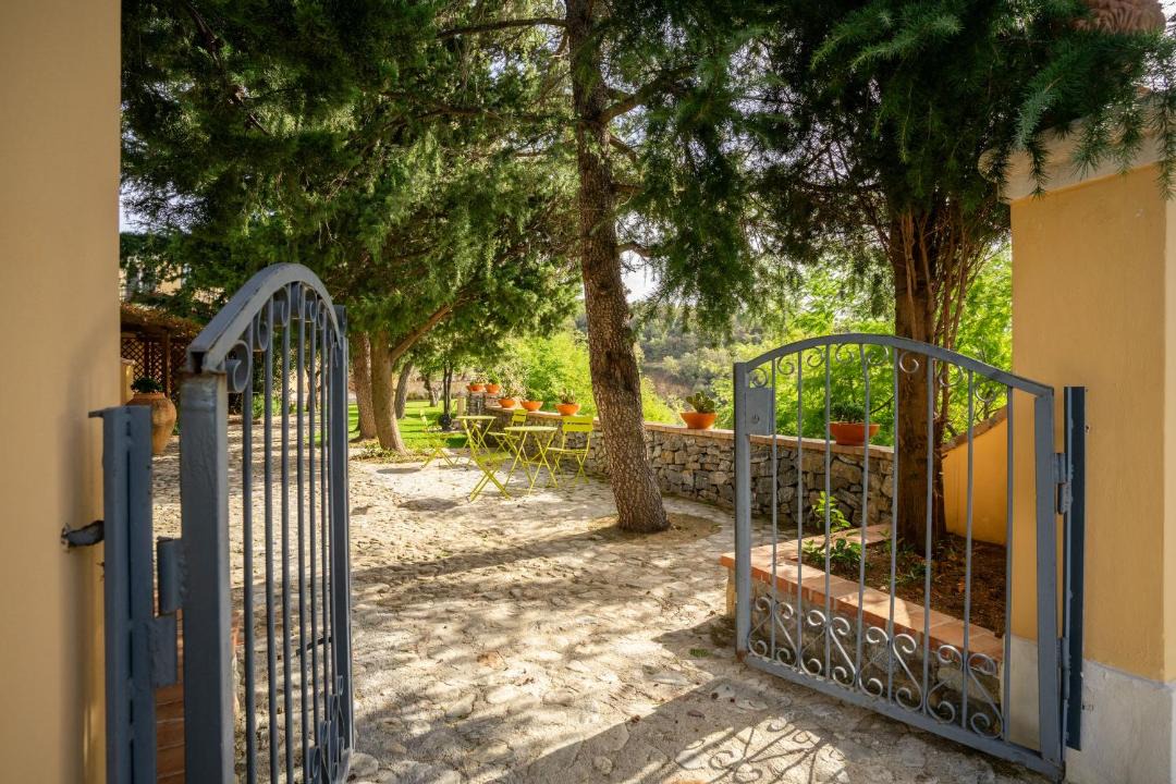 Bisignano Bed & Breakfast | La Foresteria di Serracavallo