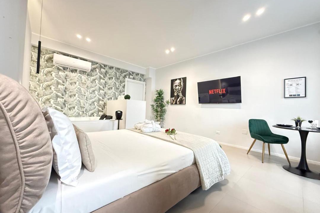 Bari City Centre Apartment | Luxury apartment - SUITE CAVOUR