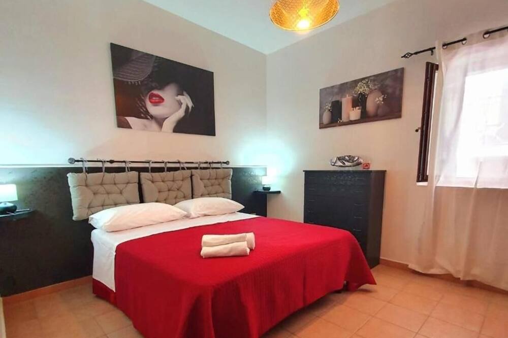 Photo of Bedroom in Margherita di Savoia