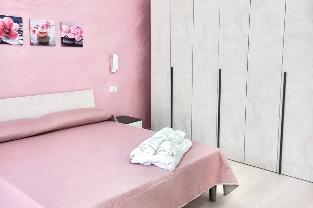 Photo of Bedroom in Scalea