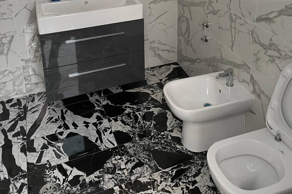 Photo of Bathroom in Scalea