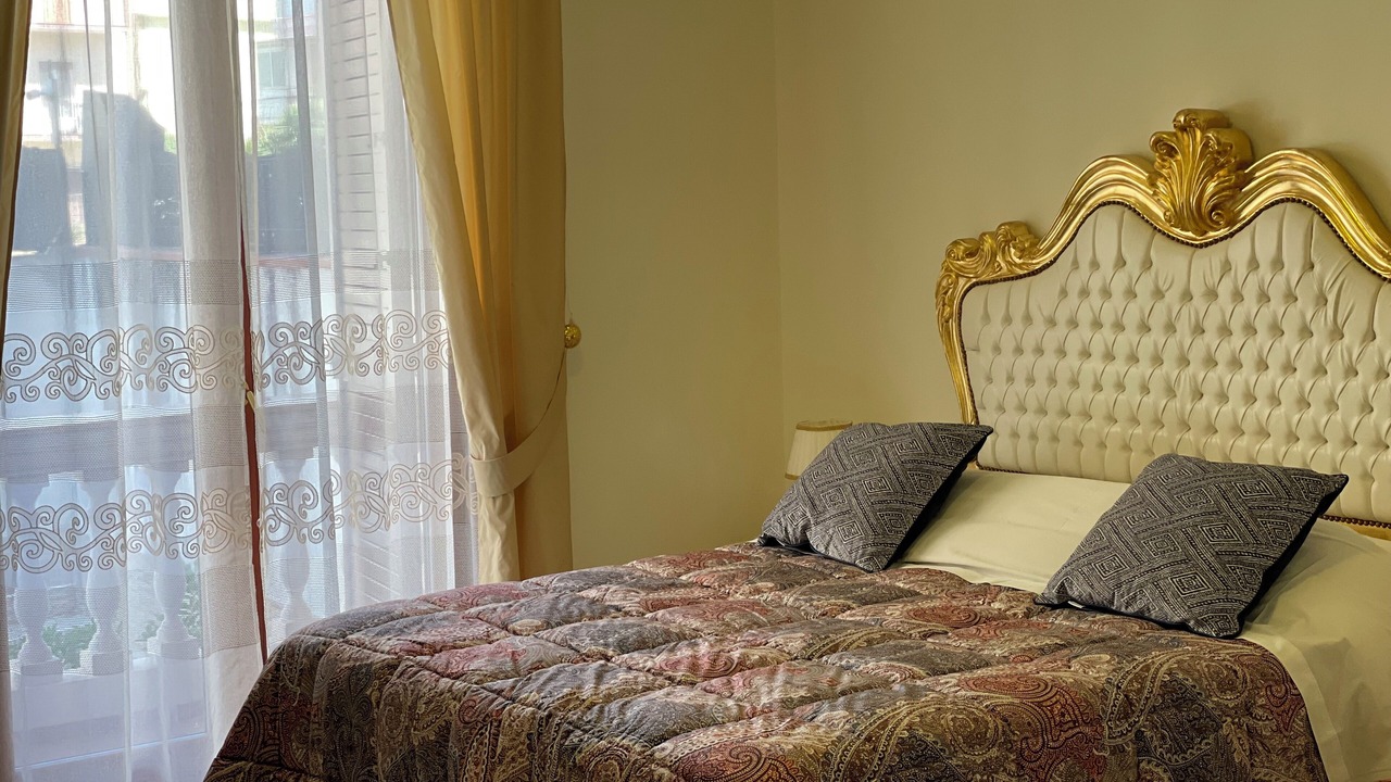 Photo of Bedroom in Gallico Marina
