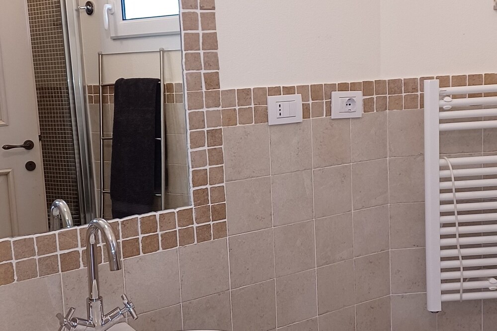 Photo of Bathroom in Eden Rock