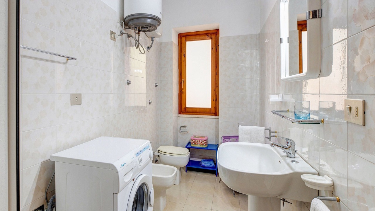 Photo of Bathroom in Cala Gonone