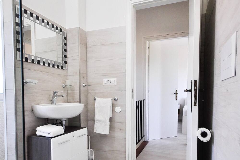 Photo of Bathroom in San Giovanni a Piro