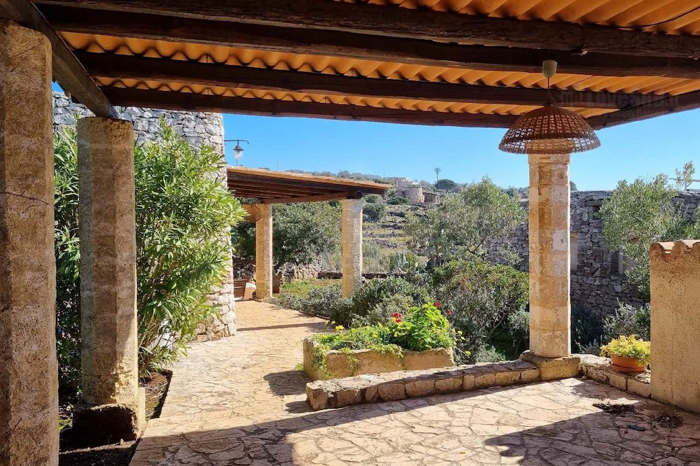Photo of Outdoor in Patu