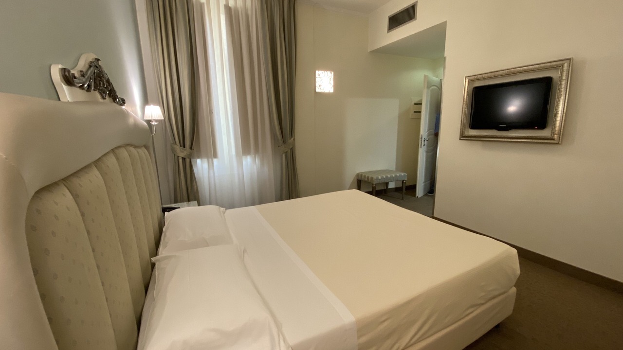 Photo of Bedroom in Bari City Centre