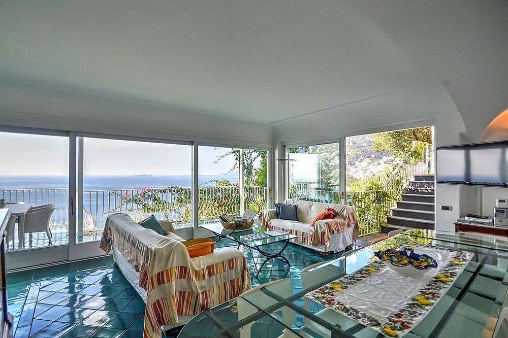 Photo of Livingroom in Arienzo