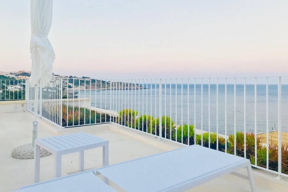 Photo of Patio Balcony in Marina di Marittima