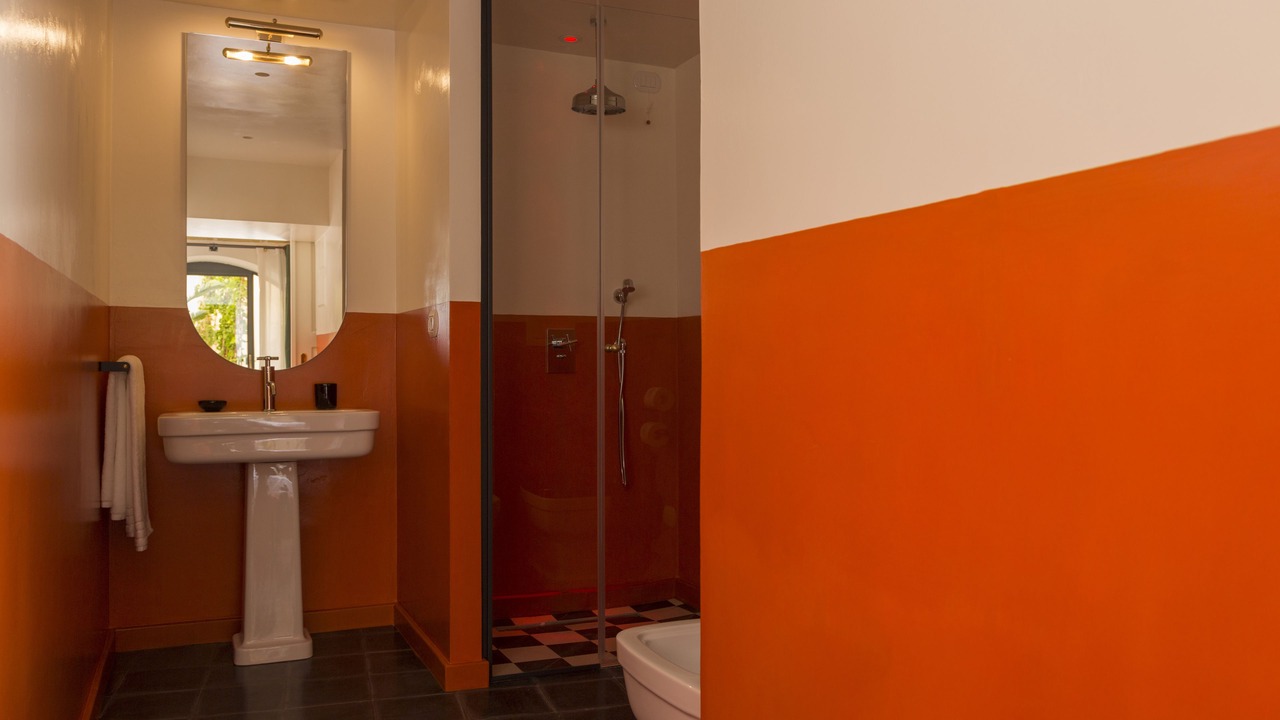 Photo of Bathroom in Gallipoli Historic Center