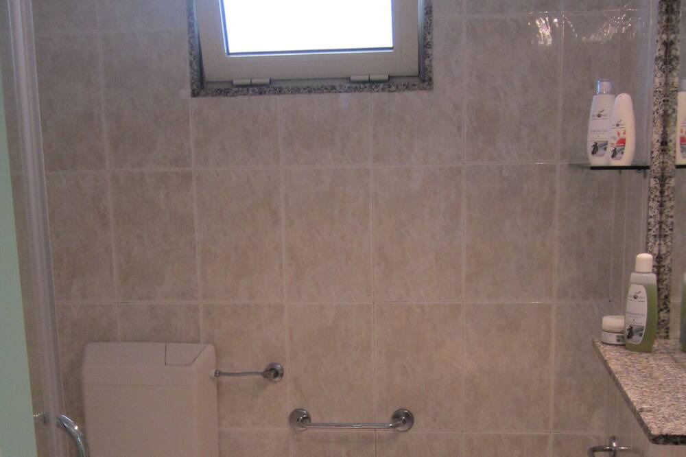Photo of Bathroom in Baia Verde