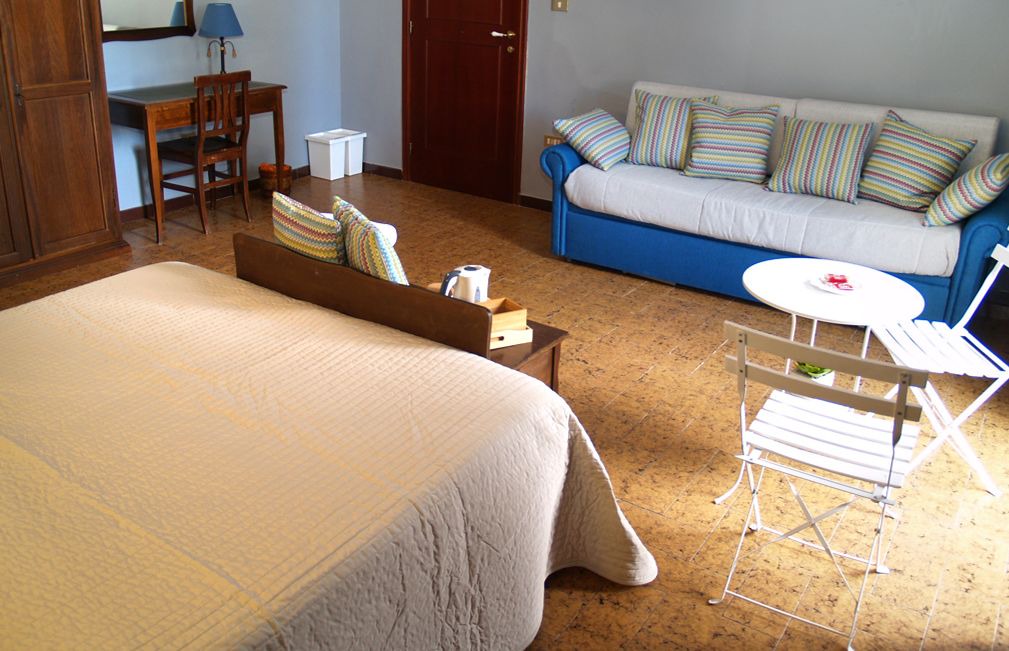 Photo of Bedroom in Trani