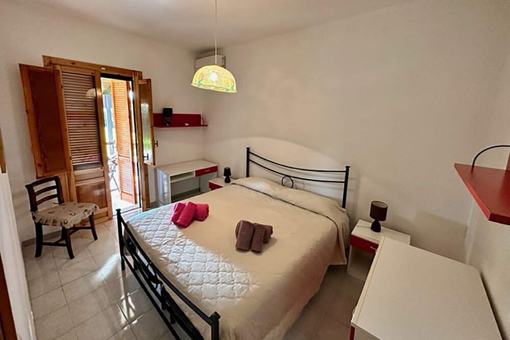 Photo of Bedroom in Roca Vecchia
