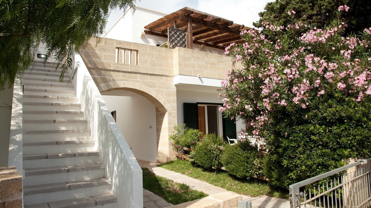 Photo of Buildings in Torre Pali