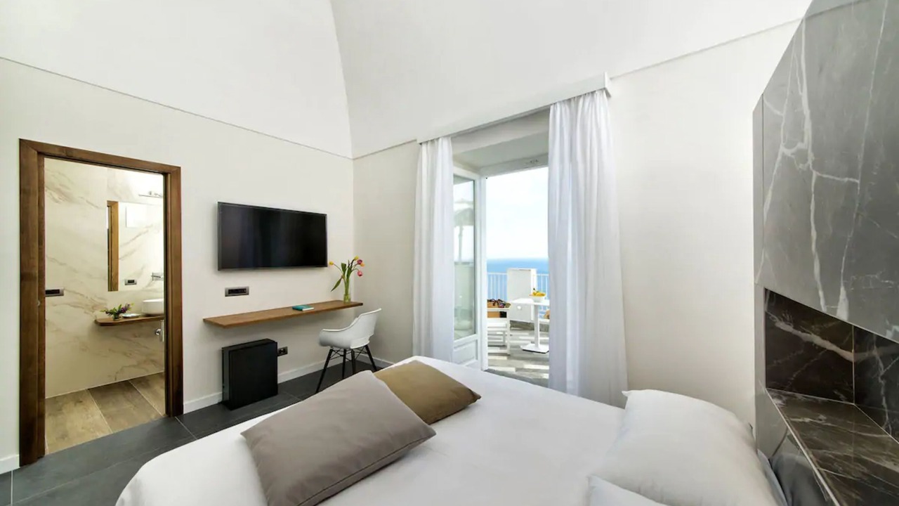 Photo of Bedroom in Pogerola