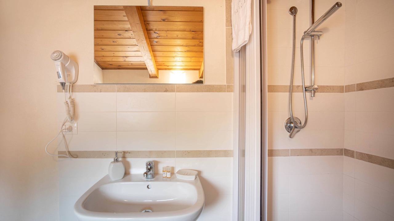 Photo of Bathroom in Mottola